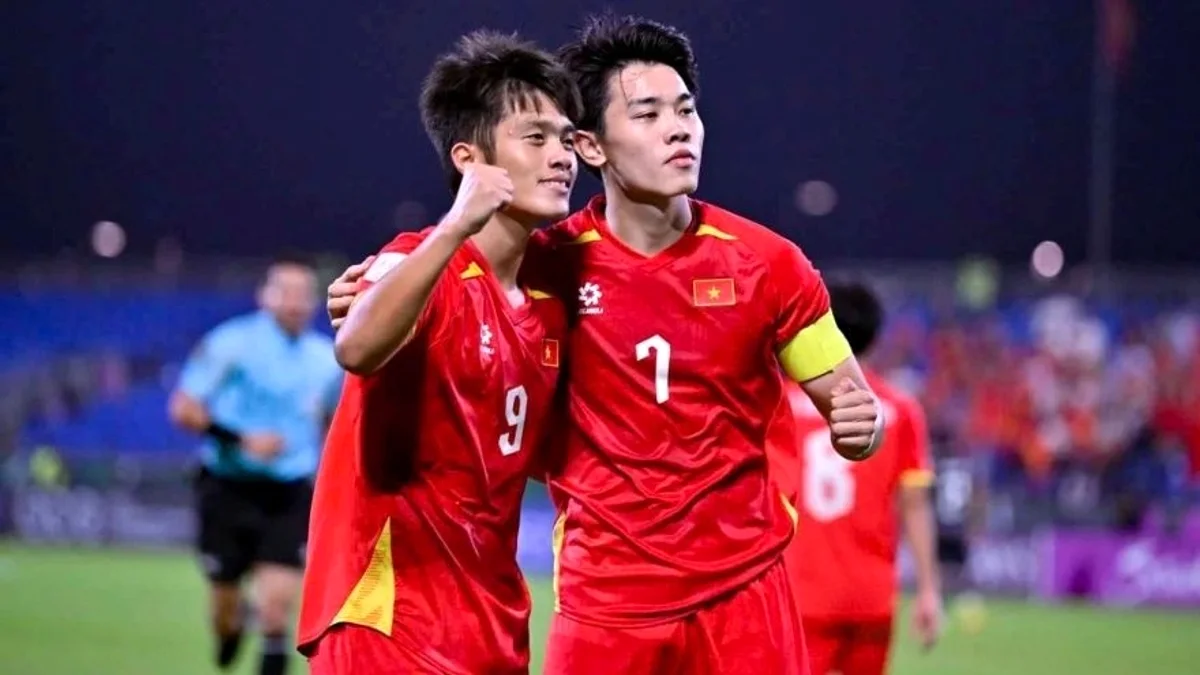 Phòng Chiến Thuật: Oliver Glasner Cần Bài Gì Tại Selhurst Park Để Crystal Palace Tiến Vào Chung Kết Leipzig?